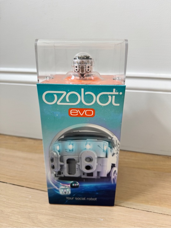 Ozobot Other - Ozobot Evo Coding Robot STEM Educational Toy Bluetooth Complete in Box